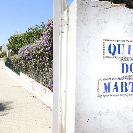 Quinta Dos Martins - Swimming Pool - By Bedzy Daire *