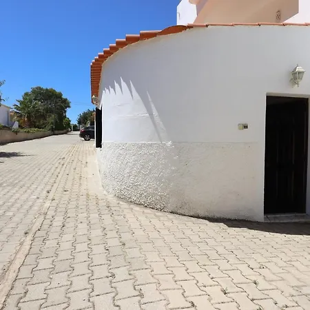 Quinta Dos Martins - Swimming Pool - By Bedzy *