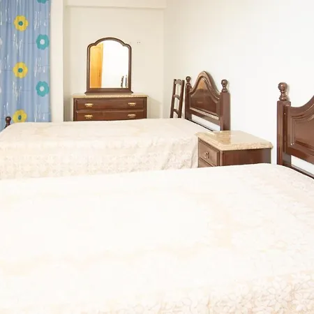 Quinta Dos Martins - Swimming Pool - By Bedzy *