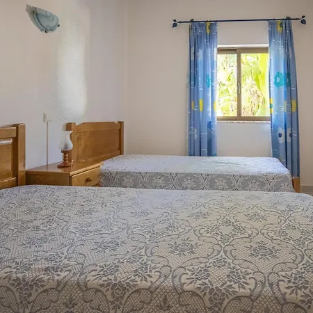 Quinta Dos Martins - Swimming Pool - By Bedzy Apartment